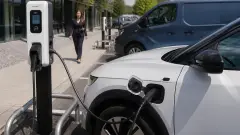 Loi LOM et obligation borne de recharge en entreprise en 2026